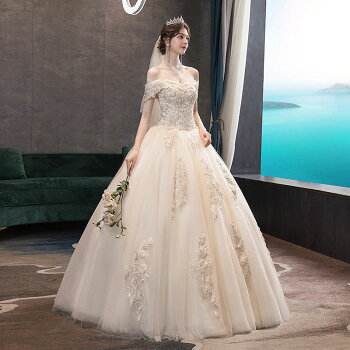 楽天市場 ウエディングドレス 二次会 プリンセスラインドレス 花嫁 結婚式 披露宴フォマールドレスお姫様 着痩せ 代30代40代 ブライダル 高級 シャンパン色 オフショルダー ロングドレス 刺繍 セミオーダー 編み上げ Unique Weddings