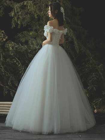 楽天市場 ウェディングドレス Wedding Dress 花嫁 プリンセスドレス フォーマルドレス 結婚式 ブライダル 二次会 挙式 ロングドレス プリンセスラインドレス ビンテージ ロイヤル セミオーダー 編み上げ Unique Weddings