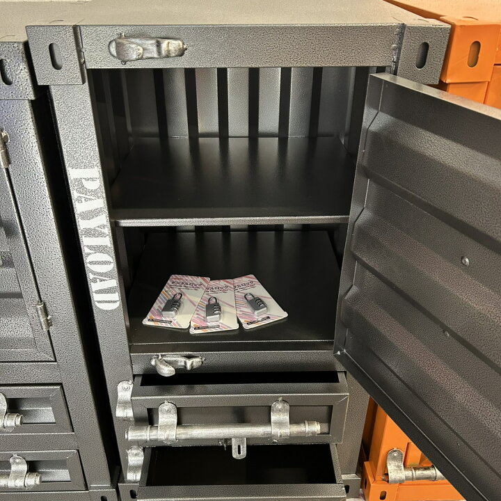 楽天市場】キャビネット 棚 ヴィンテージ加工 スチール コンテナ 収納 