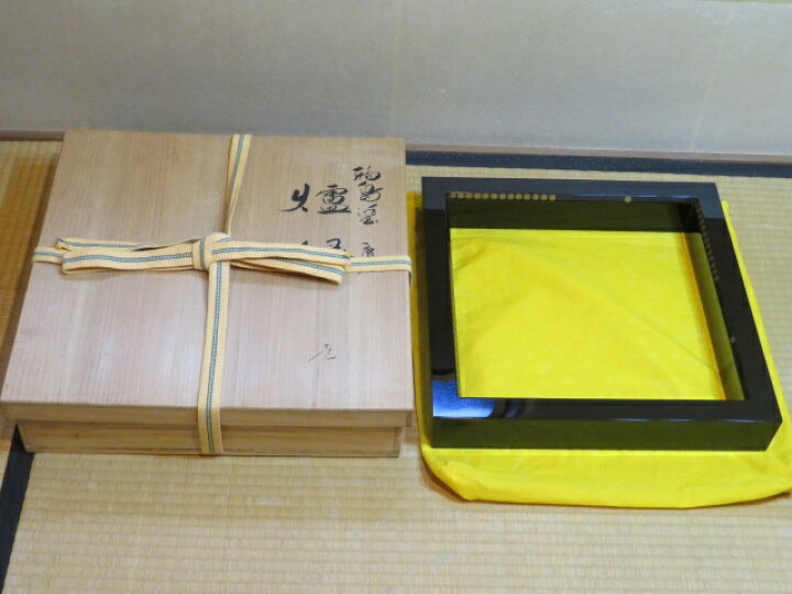 楽天市場】（一月の特売品）輪島塗 茶平一斎作 唐松蒔絵 真塗炉縁USED 