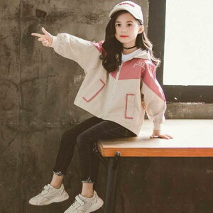 キッズ マウンテンパーカー ウインドブレーカー 女の子 子供服 ジュニア アウター フード付き ジャケット 軽量 ガールズ コート 上着 防風 春 秋