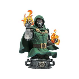 DIAMOND SELECT TOYS Marvel Doctor Doom Bust, Multicolor, 6 inches 送料無料