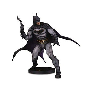 DC DESIGNER SER BATMAN BY OLIVIER COIPEL STATUE 