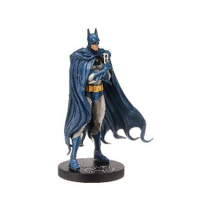 DC Collectibles Designer Series: Batman by Brian Bolland Mini Statue 