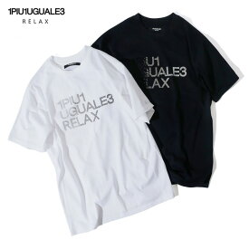 1PIU1UGUALE3 RELAX ウノピゥウノウグァーレトレ リラックス メンズ ラインストーン Tシャツ 半袖 カットソー ホワイト ブラック おしゃれ かっこいい ブランド ust-24001 2024SS 国内正規品