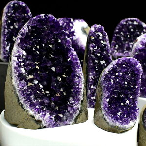 ���d���őI�ׂ遟 ���I �A���W�X�g �N���X�^�[ �J�b�g�x�[�X ���� ��ނ��C�� ���E���O�A�C�E�A���e�B�K�X�Y���������b�A���W�X�g�N���X�^�[�b���΁b�|���b�V���G�b�W�b�X�^���h�bArtigas U