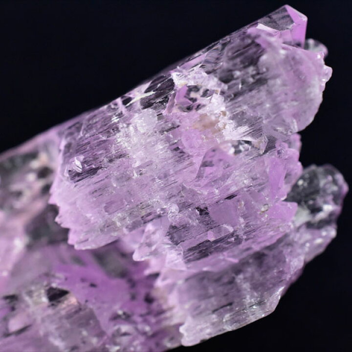 楽天市場】クンツァイト リチア輝石 結晶 原石最高級【約24.8g 