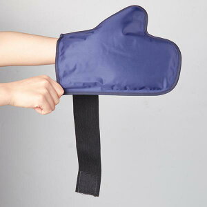 �ƒ�p�����p�A�C�X�O���[�u�ė��p�\�ȃ��j�o�[�T���T�C�Y�|�[�^�u��