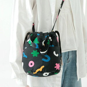 [yBITE MEzBITE ME × PPP STUDIO - Cross Tote bagiBlackj obO UobO hbOobO pobO L[obO XOobO y y pi hbOObY