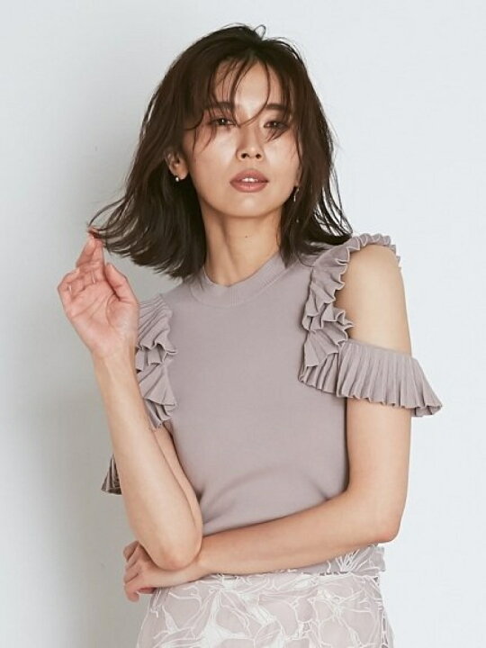 楽天市場】【SALE／50%OFF】プリーツラッフルスリーブニットプル 