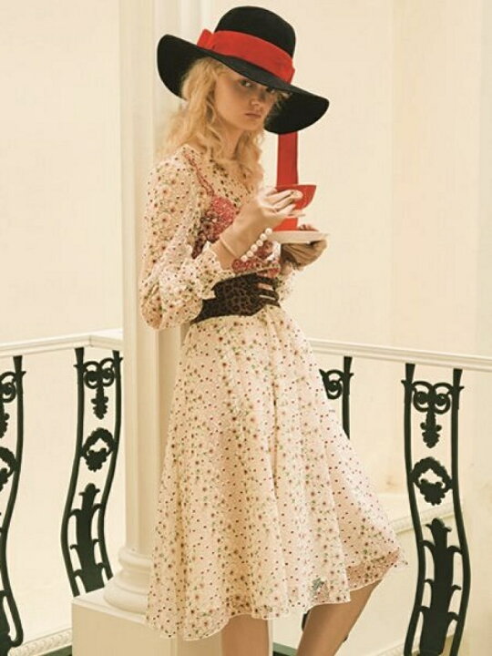 楽天市場】【SALE／45%OFF】お花刺繍ミディースカート LILY BROWN  
