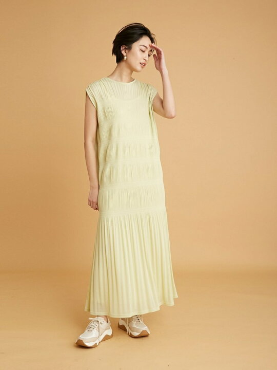 emmi atelier マジョリカプリーツワンピース 