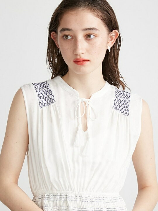 楽天市場】【SALE／40%OFF】ジャガードスモッキングワンピース LILY  