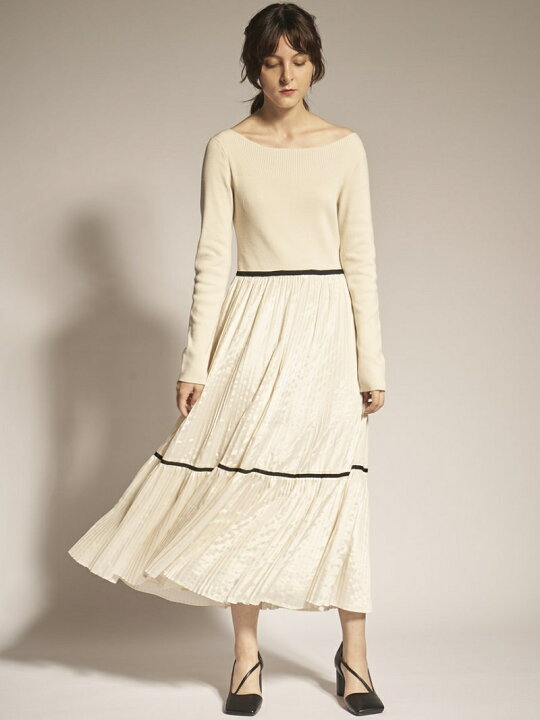 楽天市場 プリーツドッキングニットワンピース Lily Brown リリーブラウン ワンピース ロングワンピース マキシワンピース ホワイト ブラック ブルー 送料無料 Rakuten Fashion Usagistore Usagionline公式ストア