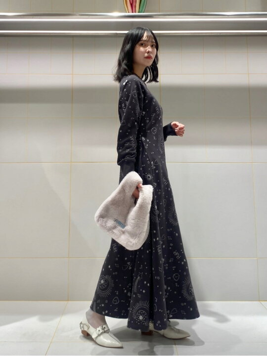 楽天市場】【SALE／30%OFF】【限定サイズ】星座刺繍スウェット 