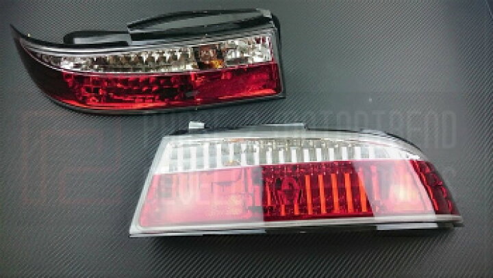 USテールライト 2014-2018 Chevy Impalaのハロゲンテールライト左外側透明 赤レンズW  電球 Halogen Tail Light For 2014-2018 Chevy Impala Left Outer Clear Red Lens w  Bulbs