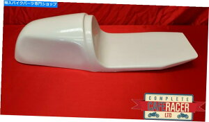 V[g hDJeB[X^C̃KX@ۃJtF̃[T[V[gŎdグ܂ DUCATI IMOLA STYLE FIBREGLASS CAFE RACER SEAT FINISHED IN WHITE