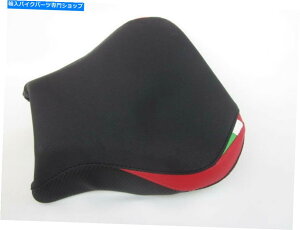 シート A01B Aprilia RSV1000Rミルビニルカバーブラック/レッド/イタリアの国旗カラーフロント A01B Aprilia RSV1000R Mille vinyl cover Black/Red/ Italian Flag colours FRONT