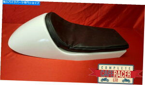 V[g BMWX^C̃KX@ۂ̃JtF̃[T[̍ȂŎdグꂽ{Iȍpbh BMW STYLE FIBREGLASS CAFE RACER SEAT FINISHED IN WHITE WITH BASIC BLACK PAD