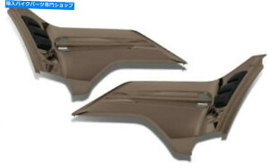 N[p[c SHOW CHROME 52-822SK LED̉obe[TChJo[/XJbt Show Chrome 52-822SK LED Smoke Battery Side Covers/ Scuff