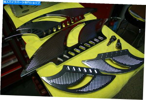 N[p[c n[[tA{[hqƎRƈꏏɐݒ肳Ă܂ HARLEY FLOOR BOARD SET WITH PASSENGER BOARDS AND MOUNTS