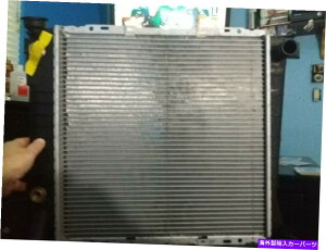 Radiator スペクトルプレミアム。 CU1735。真鍮/金属継手付き。 Spectrum Webサイトで使用します。 Spectra premium. Cu1735. With brass/metal fittings. Uses on SPECTRUM Website.