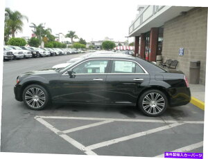 �N���[���J�o�[ 2011-2012�N���C�X���[300�N�����O�����J�o�[�I�[�o�[���C 2011-2012 Chrysler 300 Chrome Grille Cover Overlay�y���s�A���i�z