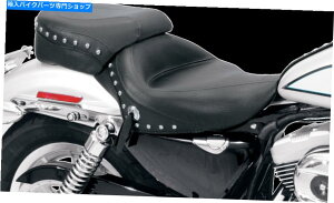 Seats }X^OChcA[́A㕔76505X^bY܂ Mustang Wide Touring Studded Rear Seat 76505