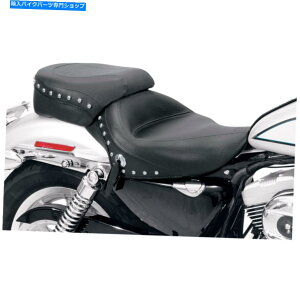 Seats �}�X�^���O�I�[�g�o�C���i���C�h�X�^�b�Y�\���V�[�g-XL '04+ 76153 MUSTANG MOTORCYCLE PRODUCTS Wide Studded Solo Seat - XL '04+ 76153�y���s�A���i�z