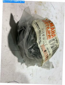 Carburetor V{̃}nXT550 86-96Lu^[1WCgo[1WM1358600 NEW GENUINE YAMAHA XT550 86-96 CARBURETTOR 1 JOINT RUBBER 1WM1358600