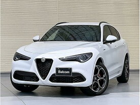 アルファロメオ ステルヴィオ 2．0ターボ Q4ヴェローチェ [中古] 保証期間あり 1ヶ月 AT