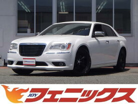 クライスラー クライスラー・300 300リミテッド＋ [中古] AT