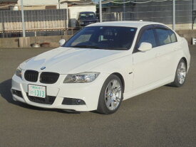 3シリーズ 320i Mスポーツパッケージ（BMW）【中古】 中古車 セダン ホワイト 白色 2WD ガソリン