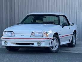 フォード マスタング [中古] AT