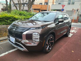 三菱 アウトランダーPHEV G [中古] 禁煙車 AT