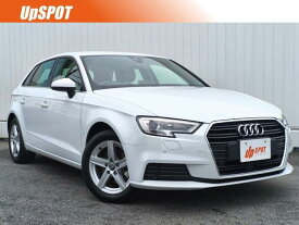 アウディ A3　スポーツバック スポーツバック30TFSI [中古] AT