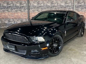 フォード マスタング [中古] 禁煙車 AT