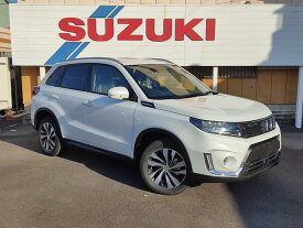 エスクード ベースグレード（スズキ） 中古車 SUV・クロカン ホワイト 白色 4WD ハイブリッド