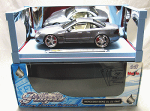 MAISTO �����Z�f�X�x���c MERCEDES-BENZ SL 55 RMG ��^ 1/18 PLAYERS�iMT-1)