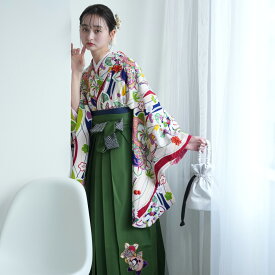 【レンタル】【九重 袴 17点セット 日本製 白に赤と青のよろけ縞】二尺袖着物 はかま フルセット 卒業式 大学生 専門学生 レディース 女性 袴91-99cm（身長153-170cm）足袋プレゼント 重ね衿縫い付済 往復送料無料