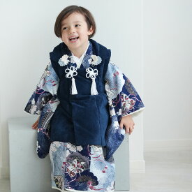 【レンタル】【華徒然 七五三 着物 3歳 男の子 被布セット 松に鷹・紺】着物セット 子供 kids 三つ身 お祝い着 記念撮影 三歳 三才 男の子 男児 着物 被布 長襦袢 腰紐 雪駄 足袋 88cm〜98cm前後 往復送料無料