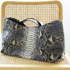�yPYTHON×COBRA�@�p�C�\���@�E�F�[�u�g�[�g�o�b�O�@�u���[�z�{�v �R�u���v �֊v ���m���͂������ �����ɂ� ���n�F�̑����ƕ����� �a�� �J�W���A�� ���h ���[�h �� �G�L�]�`�b�N���U�[