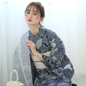 【utatane×注染工房 日本製小幅生地使用 浴衣3点セット 藍色の古典菊流水】特選シリーズ 注染 本染め にじみ 手染め ぼかし フリーサイズ 浴衣セット（ゆかた・帯・下駄）ですぐお出かけ 日本製 国産 手縫い併用国内縫製 奈良の職人さんの手染め