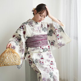 【utatane 高級変わり織 浴衣3点セット オフホワイトにぼんぼり菊と梅】 ワンランク上の美人映えするオフホワイト地色にアップデート！ フリーサイズ 浴衣セット（ゆかた・帯・下駄） 古典 ここでしか買えない昭和初期アンティーク復刻版 国産生地 国内染色 上質