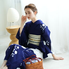 【utatane 京鹿の子絞り/有松染め 浴衣3点セット　紺地の雪輪】特選シリーズ 伝統工芸 希少 一生もの フリーサイズ 浴衣セット（ゆかた・帯・下駄）ですぐお出かけ 一度袖を通すと忘れらないガーゼのような至極の肌当たり