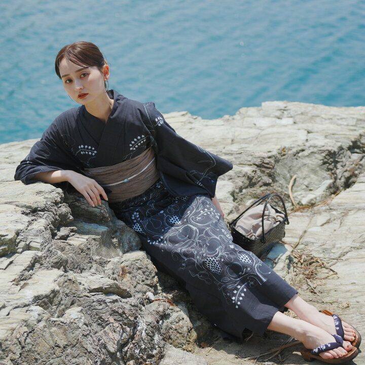 楽天市場】【utatane×Kuovi（クオヴィ）高級変わり織 絵羽浴衣3点  