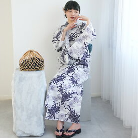 【utatane 高級変わり織 浴衣3点セット 白地に古典乱菊】ここでしか買えない昭和初期アンティーク復刻版 フリーサイズ 浴衣セット（ゆかた・帯・下駄）ですぐお出かけ 古典柄 レトロ 上質 うたたね 国産生地 国内染色 ブランド