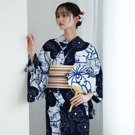 【utatane 有松絞り 浴衣3点セット 綿麻　白と紺の花シルエット】特選シリーズ 伝統工芸 国内縫製 手縫い併用希少 一生もの フリーサイズ 浴衣セット（ゆかた・帯・下駄）ですぐお出かけ 一度袖を通すと忘れらないガーゼのような至極の肌当たり