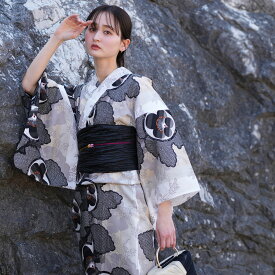 【utatane 高級変わり織 浴衣3点セット モダンブラックの梅と雲取】ここでしか買えない昭和初期アンティーク復刻版 フリーサイズ 浴衣セット（ゆかた・帯・下駄）ですぐお出かけ 上質 うたたね 国産生地 国内染色