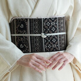 【utatane 博多織 小袋帯 長尺 正絹 リバーシブル インド更紗献上 ブラック×ブラウン】日本製 国産 本場筑前博多織 博多帯 半幅帯 細帯 紋小巾袋帯 本筑 シルク オールシーズン 浴衣 紬 小紋 着物 証紙付き